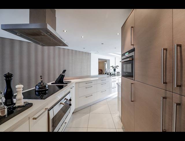 5 BEDROOM APARTMENT TO LET IN HOUGHTON ESTATE